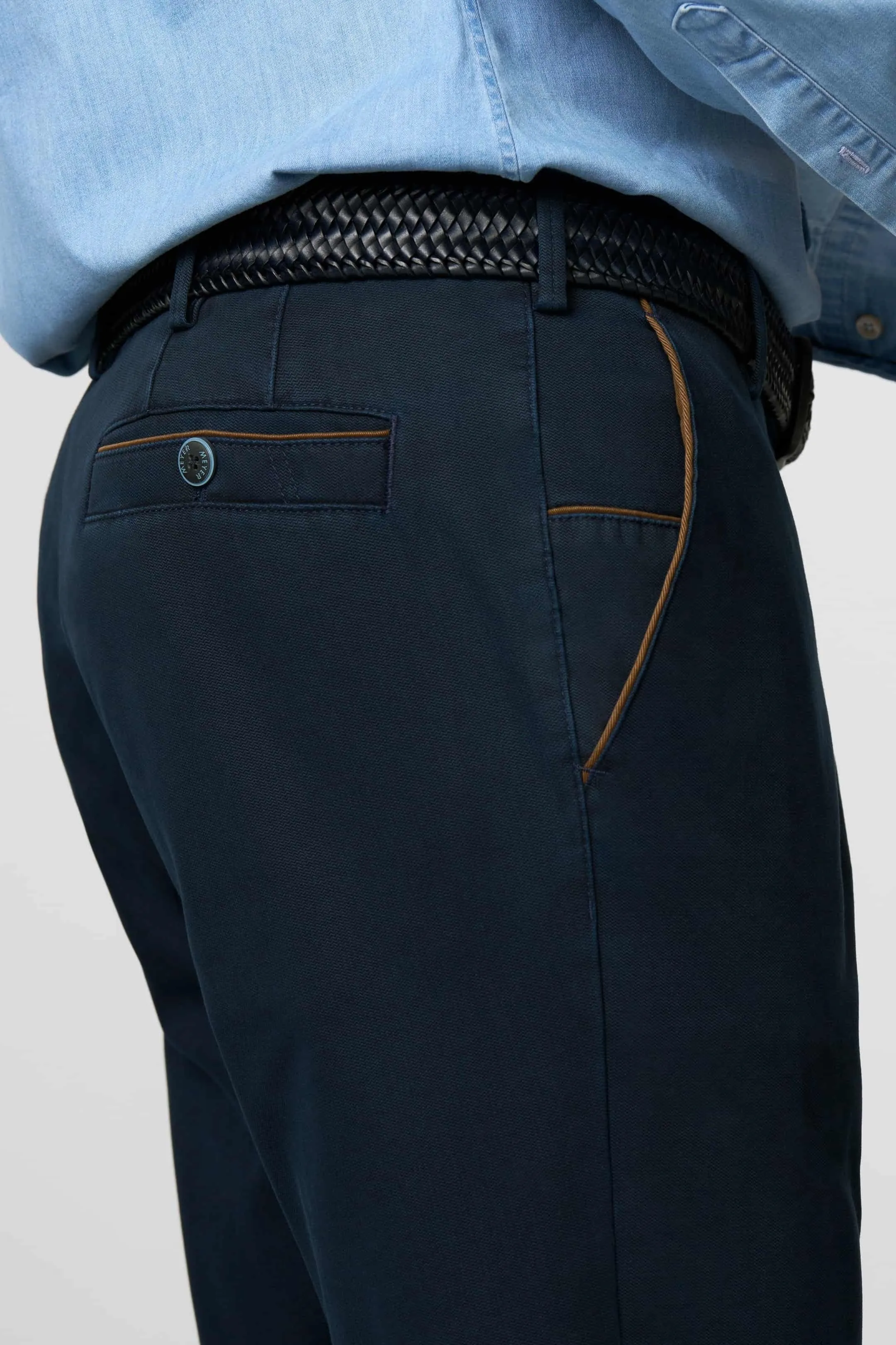 40% OFF - MEYER New York Trousers - 5617 Fine Texture Chinos - Navy - Size: 36 SHORT & 38 LONG