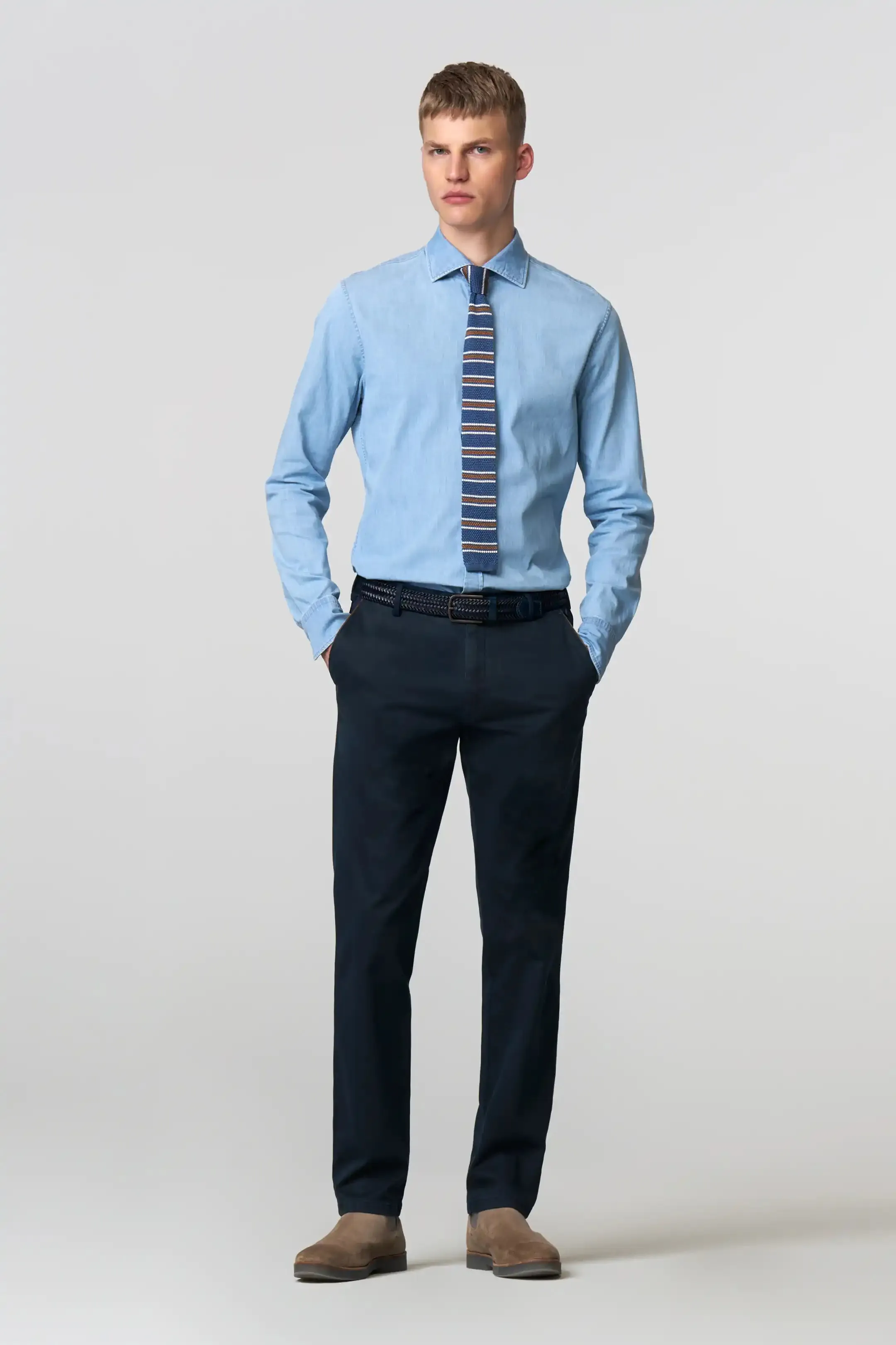 40% OFF - MEYER New York Trousers - 5617 Fine Texture Chinos - Navy - Size: 36 SHORT & 38 LONG
