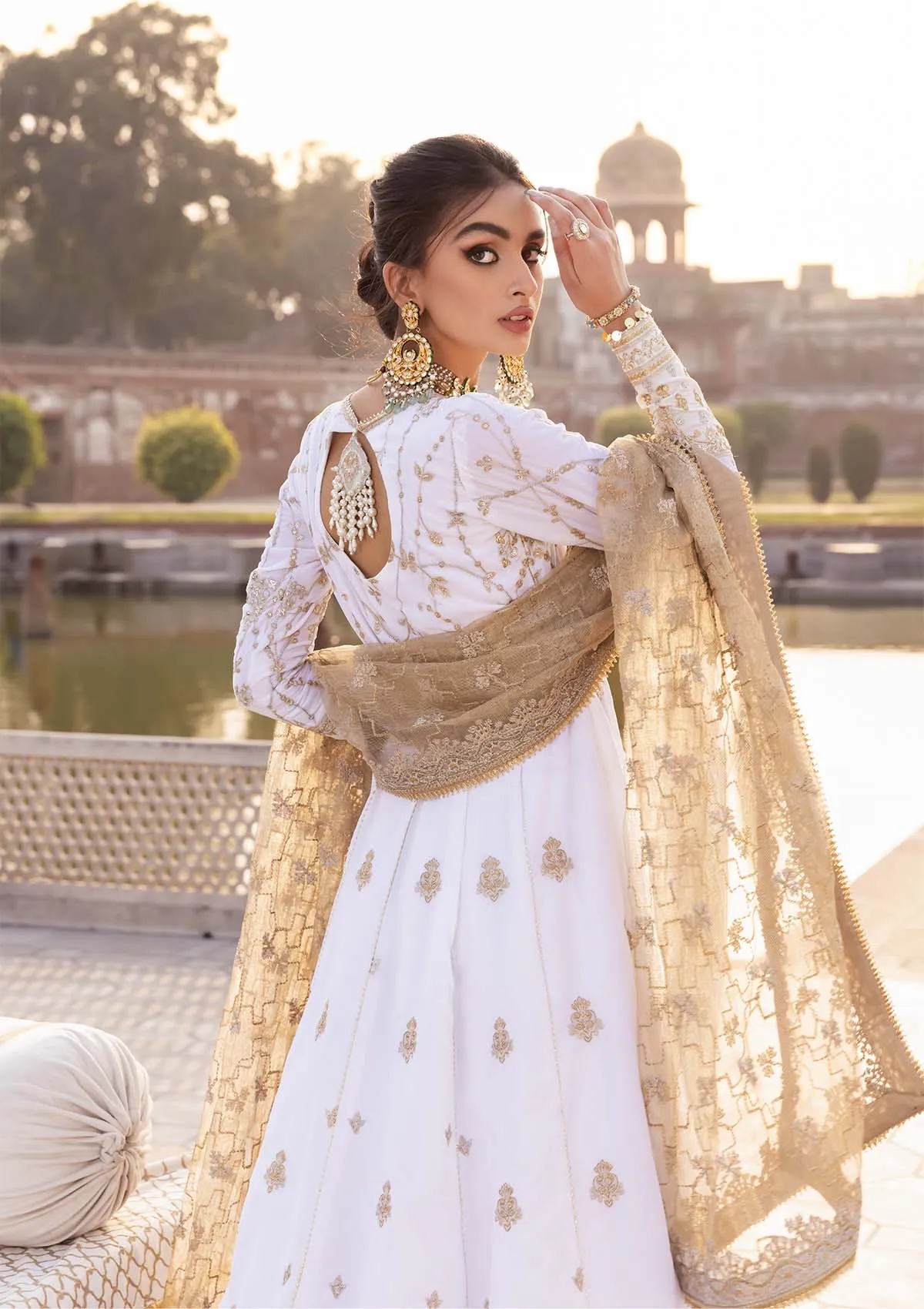 BAAGH - LOOK 06 | AIK Atelier Baagh Unstitched Velvet Winter Collection 2022 | Unstitched Embroidered Velvet Suits