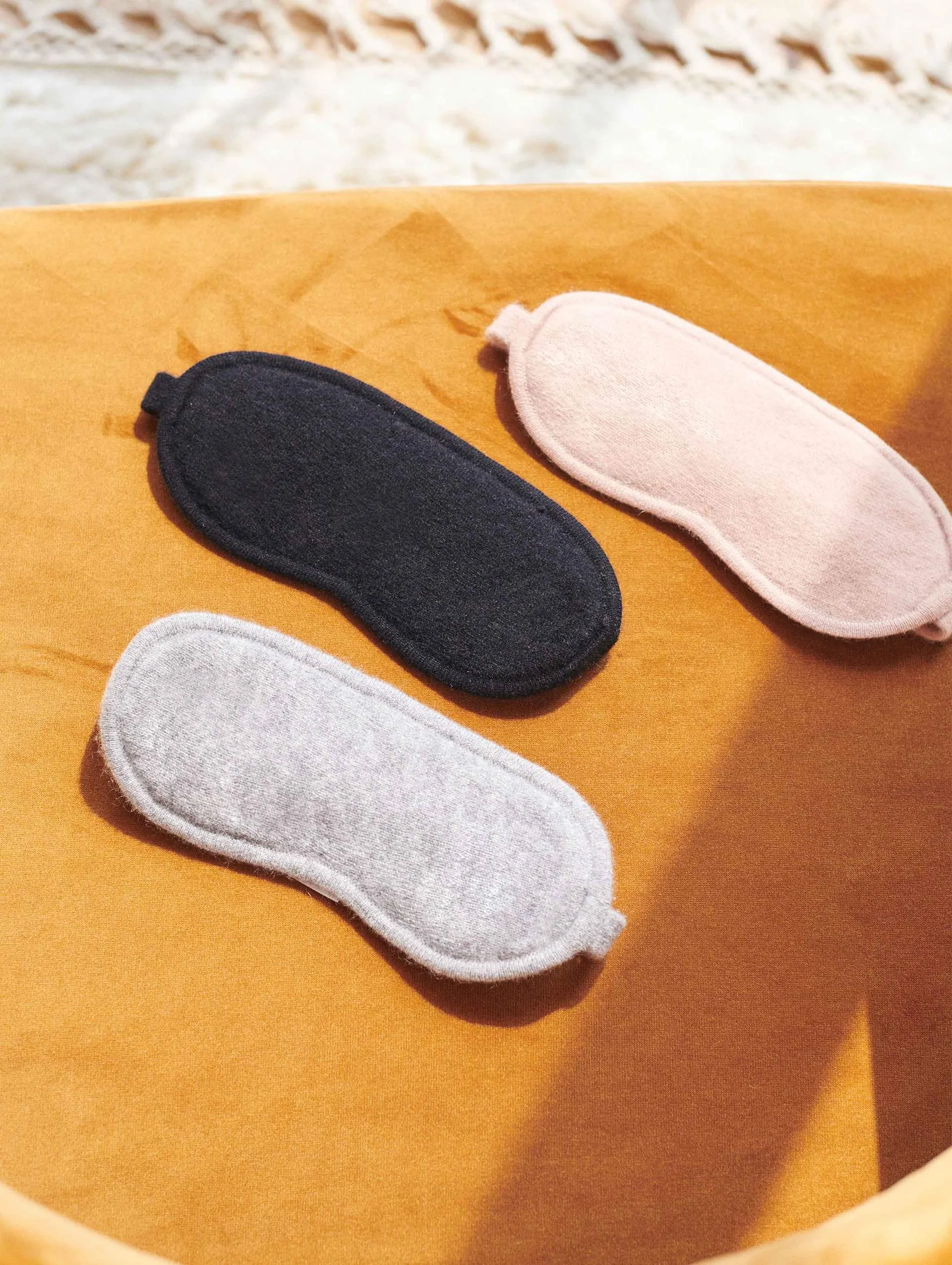 Cashmere Eye Mask in Grey
