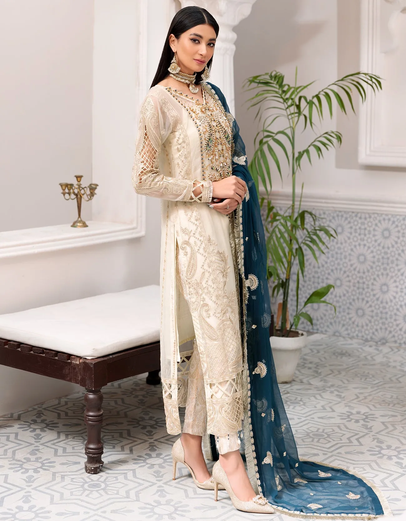 EMAAN ADEEL | BELLE ROBE | EDITION 3 | BL-305