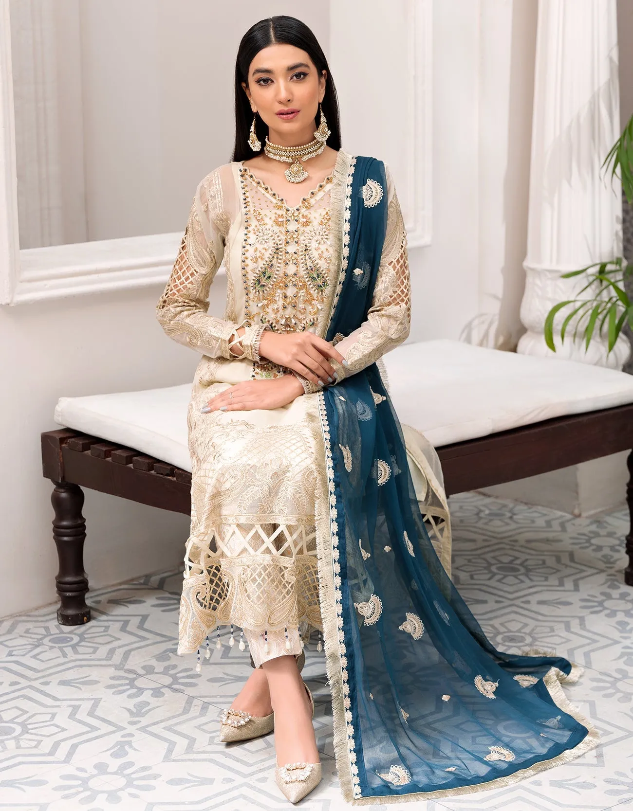EMAAN ADEEL | BELLE ROBE | EDITION 3 | BL-305