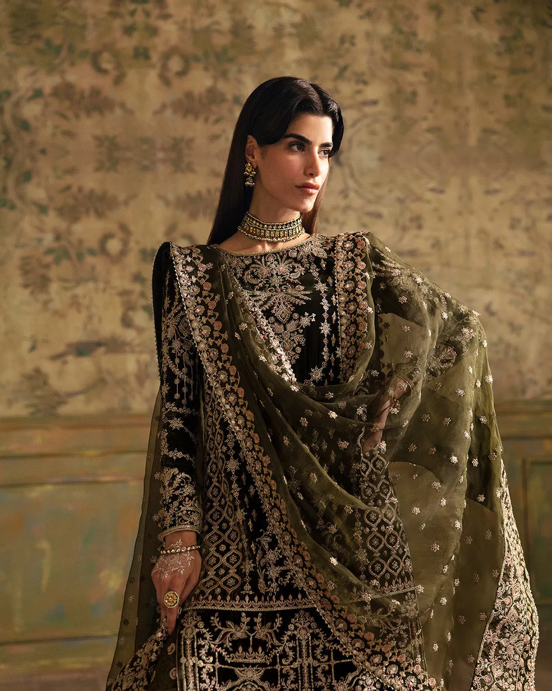Faiza Saqlain | Manaar - Velvet Collection '23 | ADARA