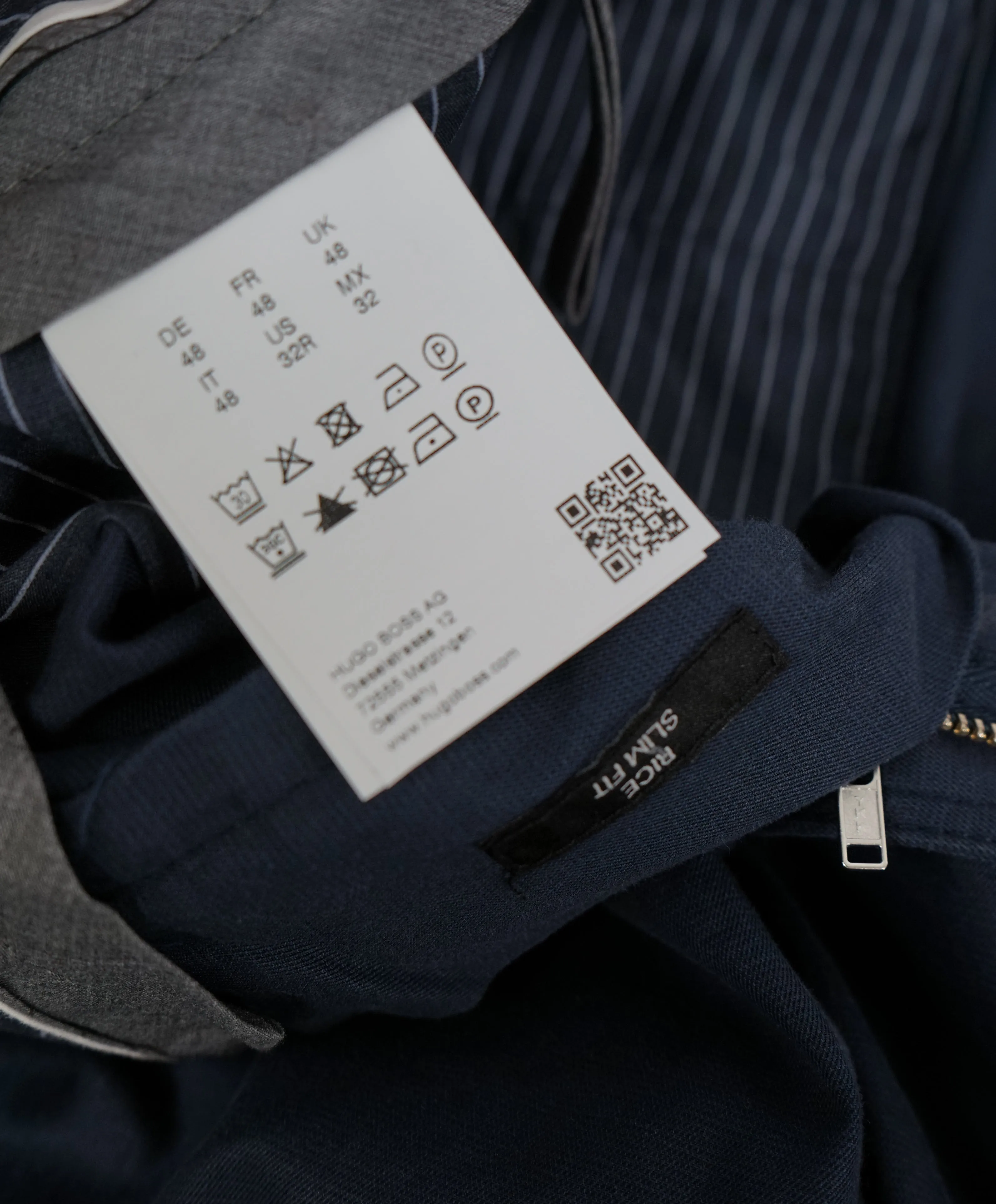 HUGO BOSS - “Rice2-W” Medium Blue Slim Cotton Casual Pants - 32W