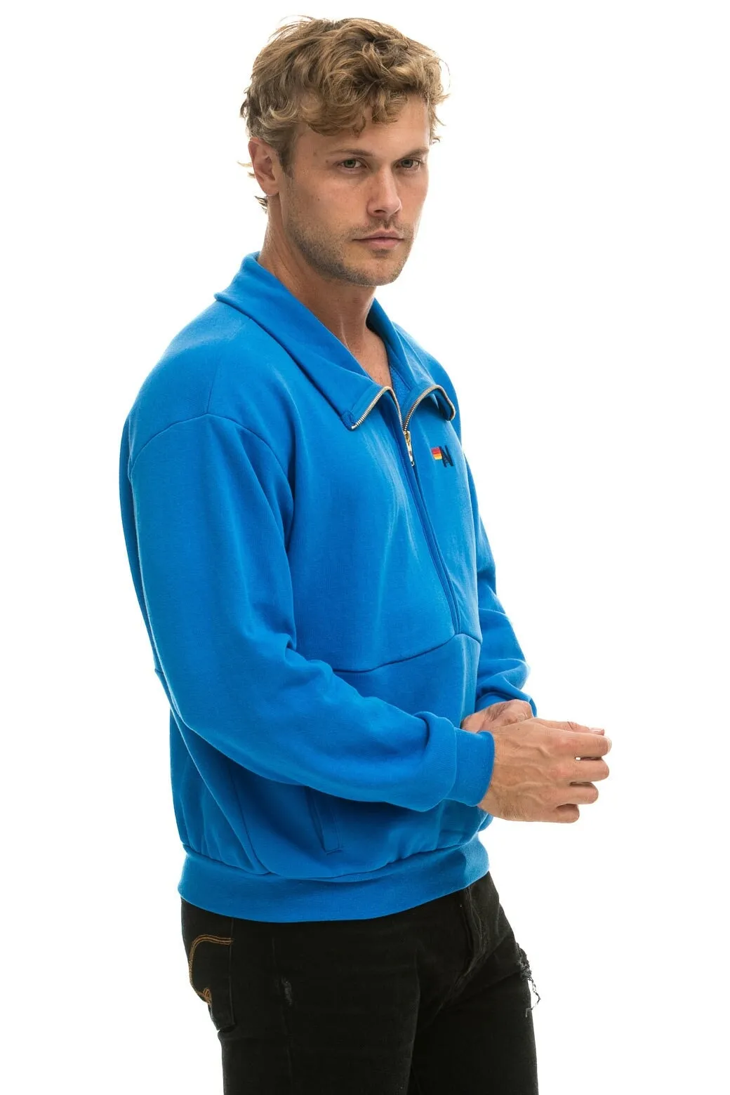 LOGO EMBROIDERY HALF ZIP SWEATSHIRT - OCEAN