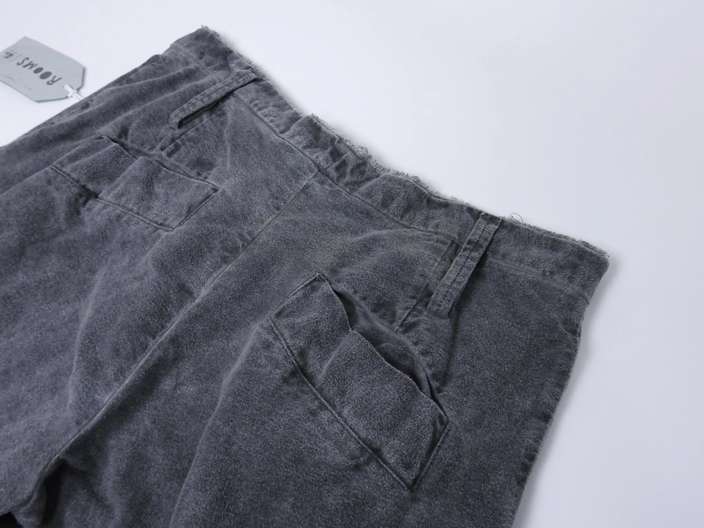 Lost & Found Ria Dunn Light Grey Curved Leg Trousers - L
