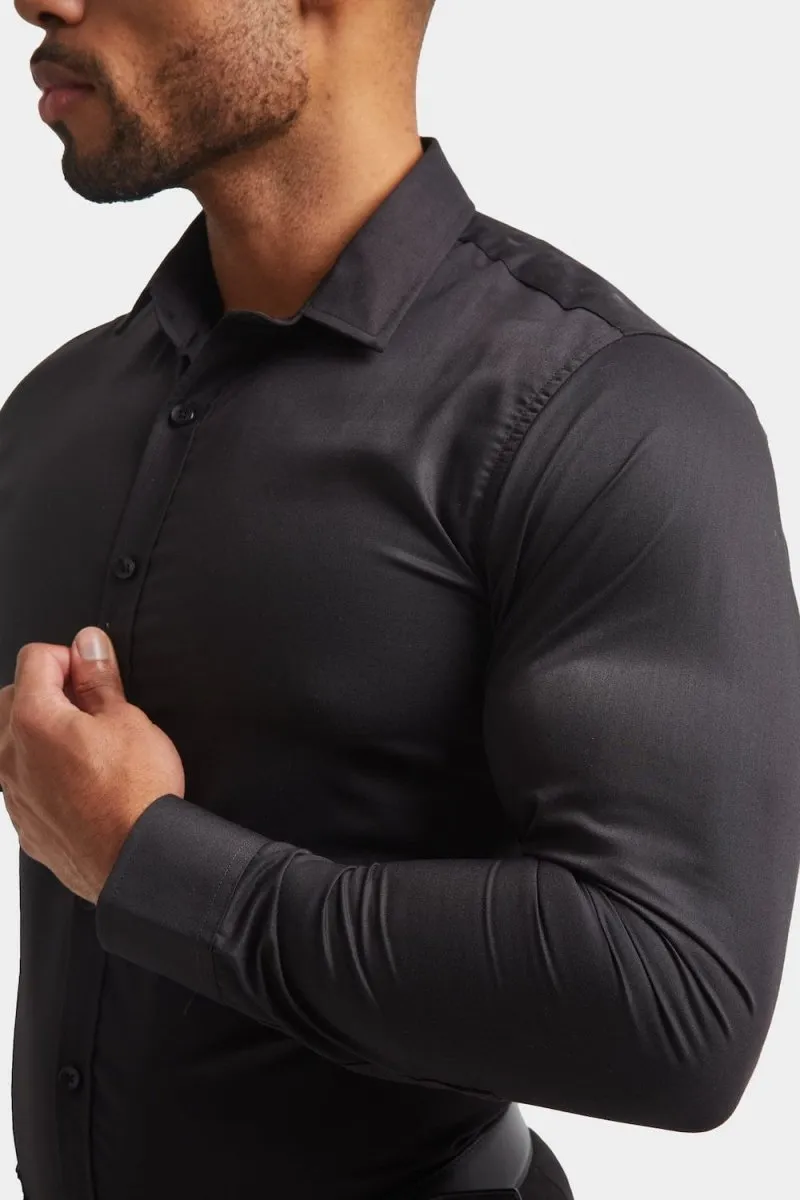 Muscle Fit Dress Shirt in Black