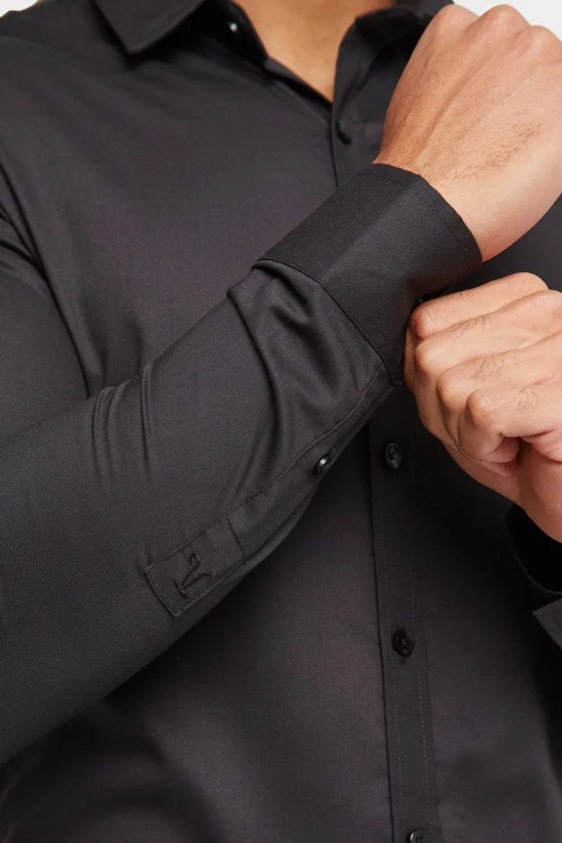 Muscle Fit Dress Shirt in Black