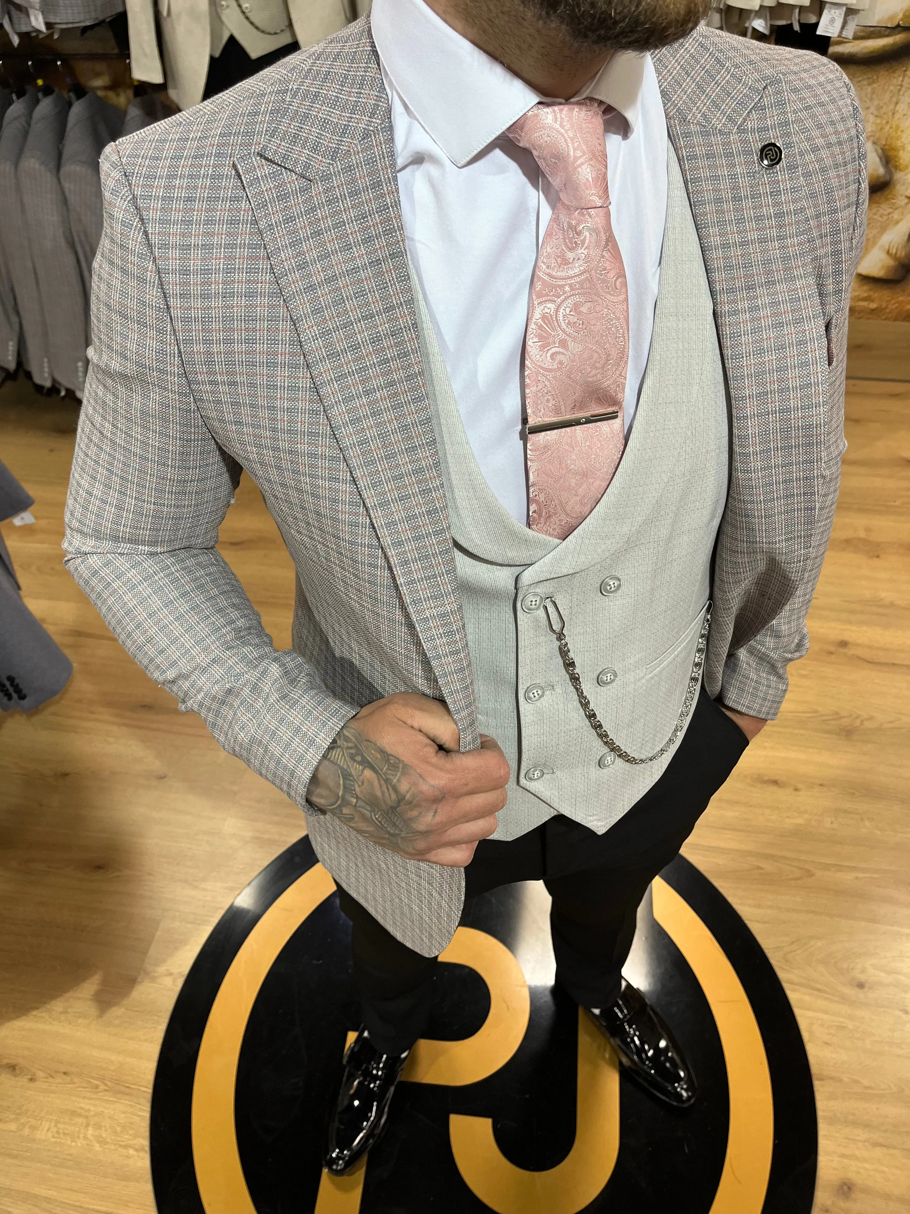 Raphael - Grey/Pink 3 Piece Suit no