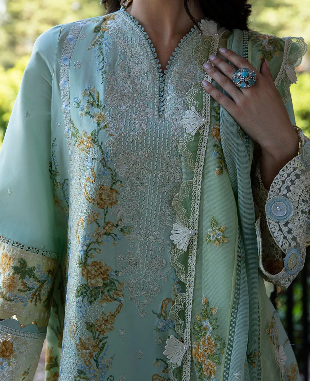 Republic Womenswear | ILANA - EID LUXURY LAWN 2024  | ELAINE (D6-B)