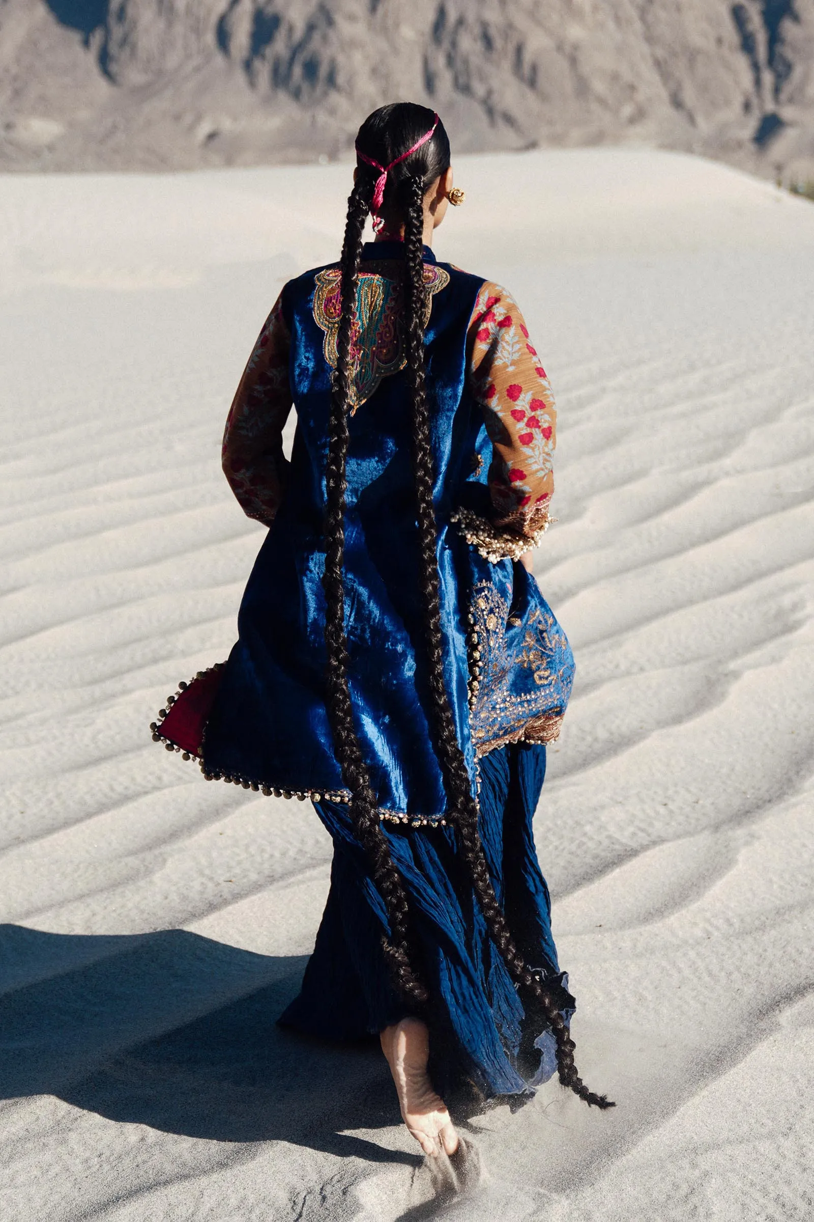SANA SAFINAZ | VELVET ’24 | V241-001-3CP