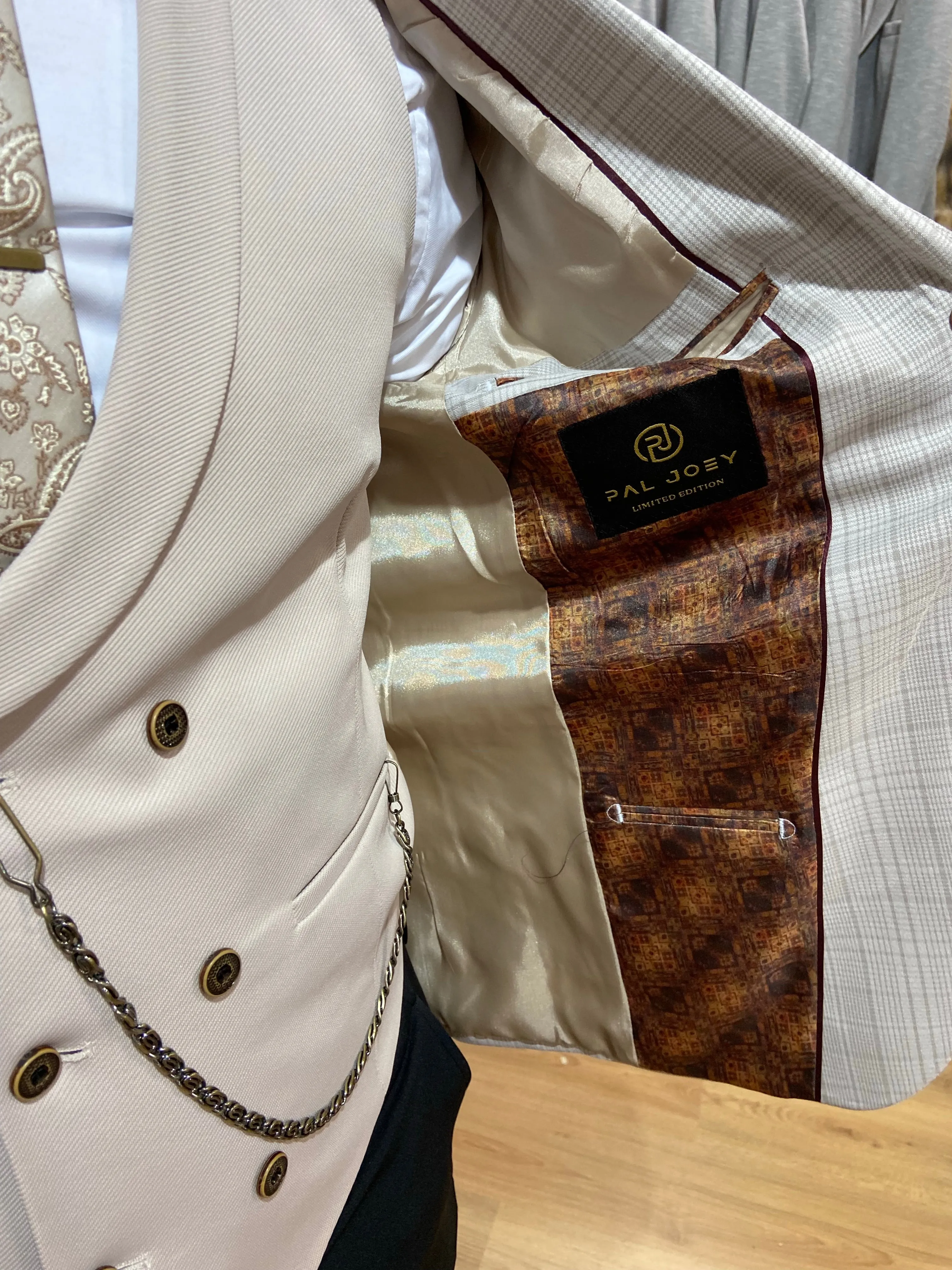 Statham - Stone/Cream 3 Piece Suit