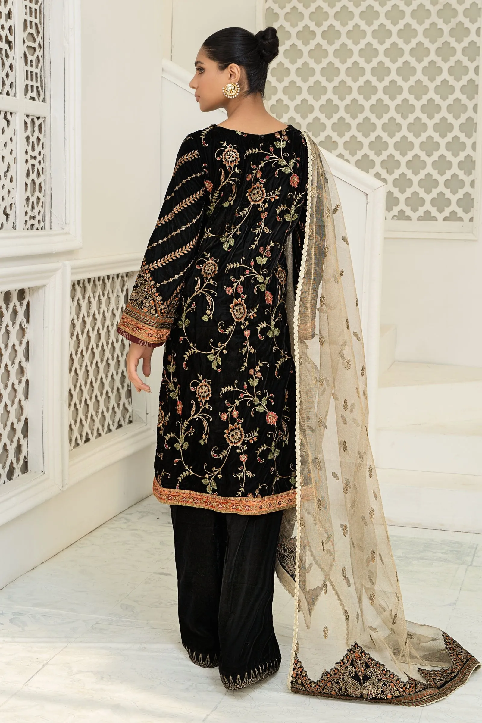 Suit Black SF-W22-07 | Maria B Ready to Wear