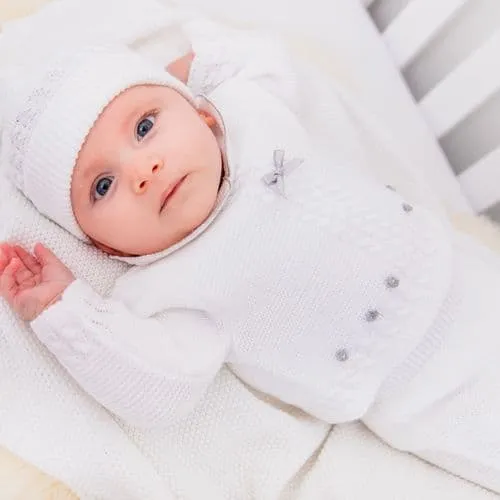 Unisex Baby Knitted Outfit with hat